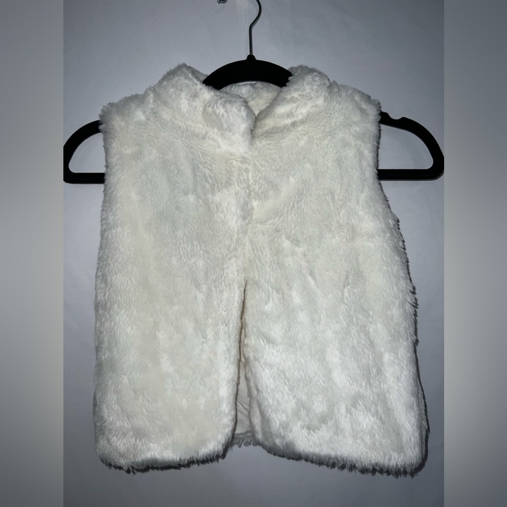 Carters Girls Faux Fur Vest